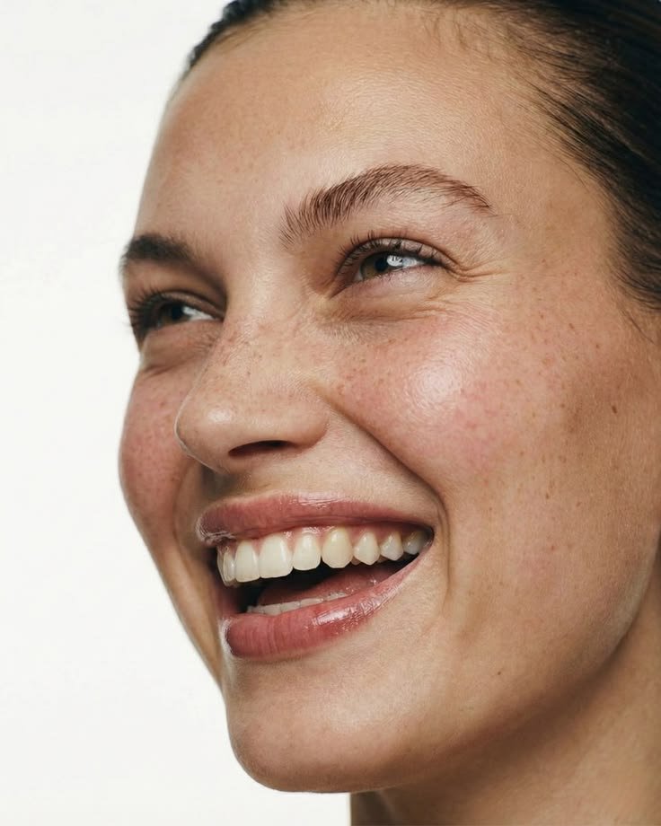 Traitements de médecine esthétique du visage à Paris