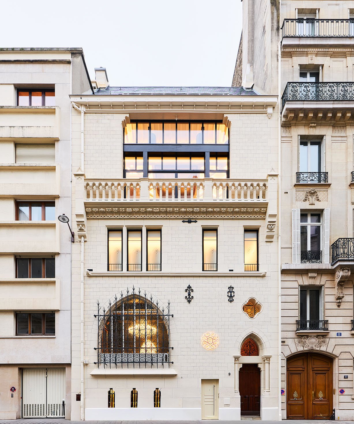 Façade de l’hôtel particulier Maison Lutétia, rue Ampère à Paris 17e