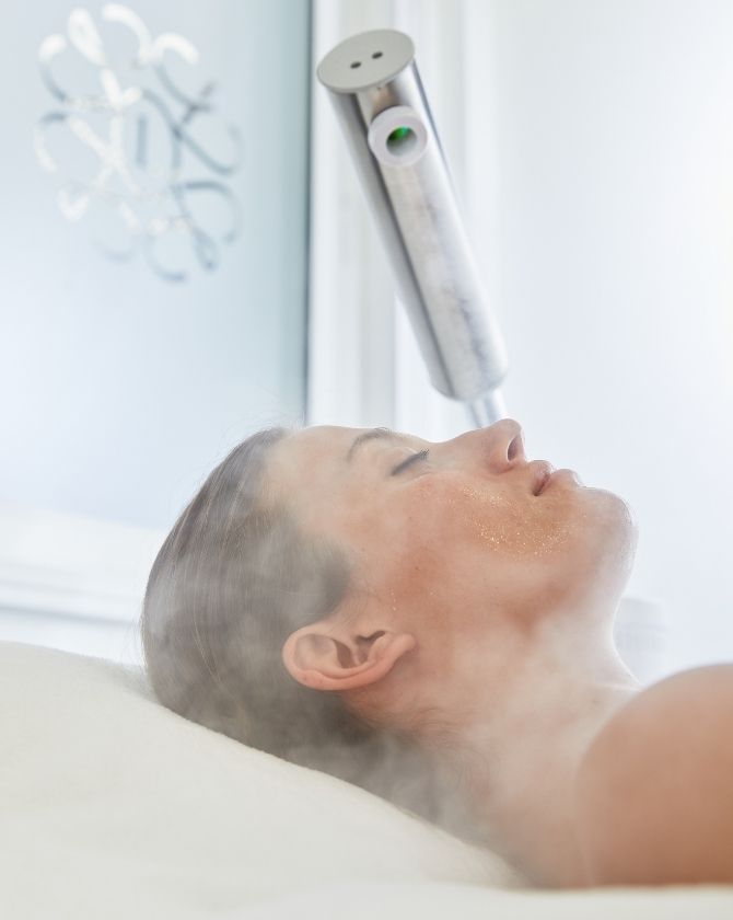 peau parfaitement hydratée par pulvérisation à la Maison Lutetia paris