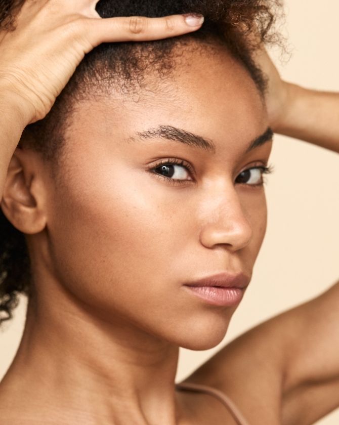 lifter kes sourcils par médecine esthétique